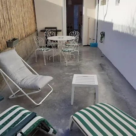 Maison De La Cote Saint Amand بيت للعطل Le Vernet (Allier)