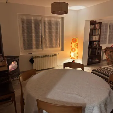 Maison De La Cote Saint Amand بيت للعطل
