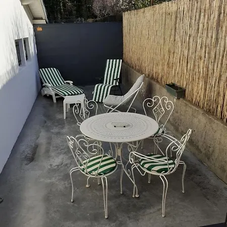 Maison De La Cote Saint Amand * Le Vernet (Allier)